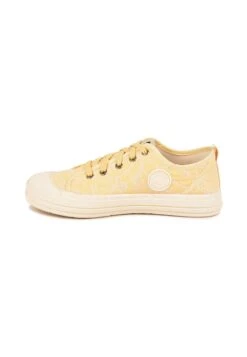 Pataugas Etche- Sneakers Laag - Yellow